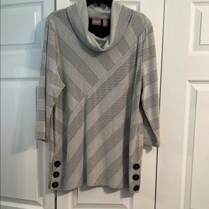 Chico's Gray Striped Women's Sweater